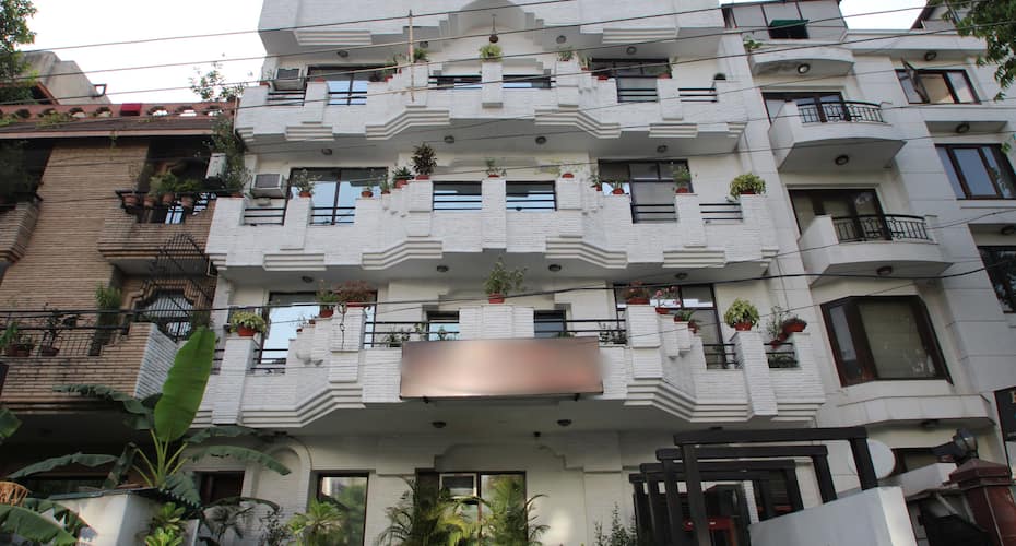TG Stays Safdarjang Enclave 4, New Delhi 1